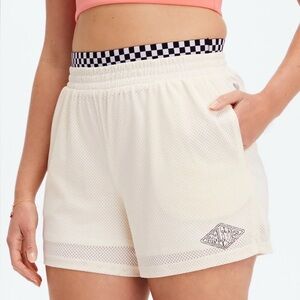 Fabletics Womens 2 pockets lined Three-Point Basketball Short M (checkered waist